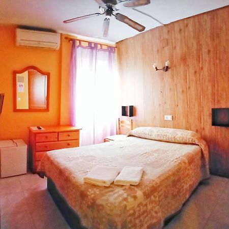 Hostal Cristina Denia Dış mekan fotoğraf