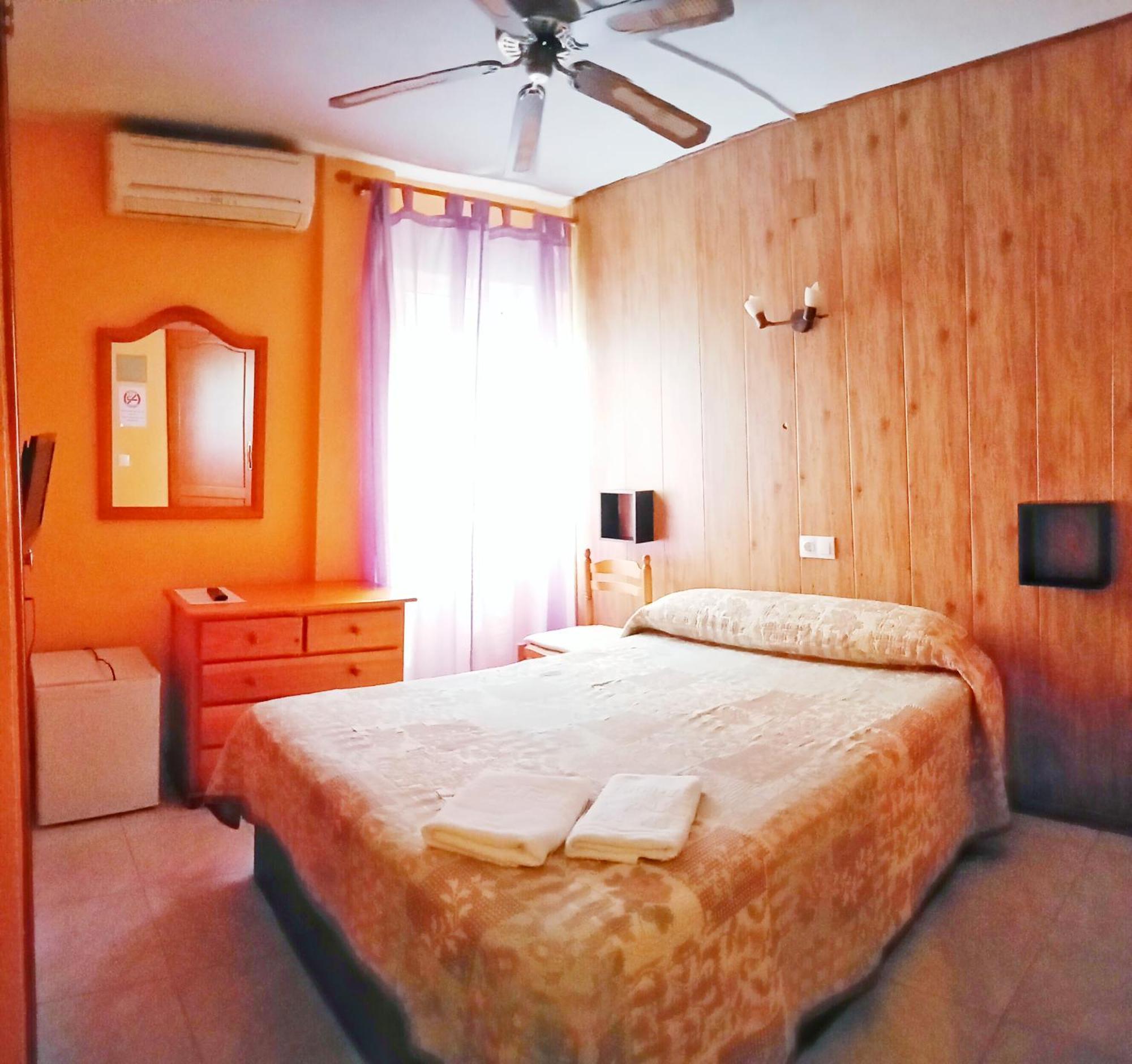 Hostal Cristina Denia Dış mekan fotoğraf
