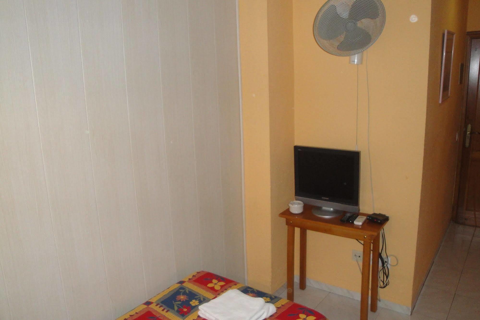 Hostal Cristina Denia Dış mekan fotoğraf